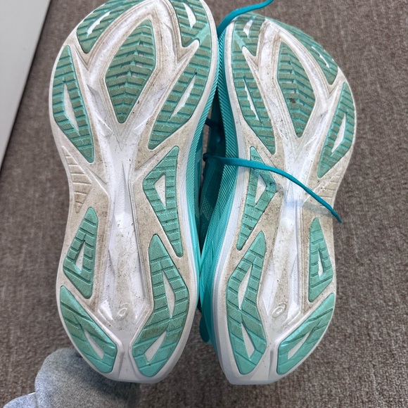 ASICS superblast - Picture 4 of 5